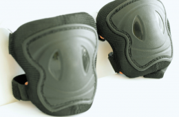 Best Knee Pads for Roller Skating 